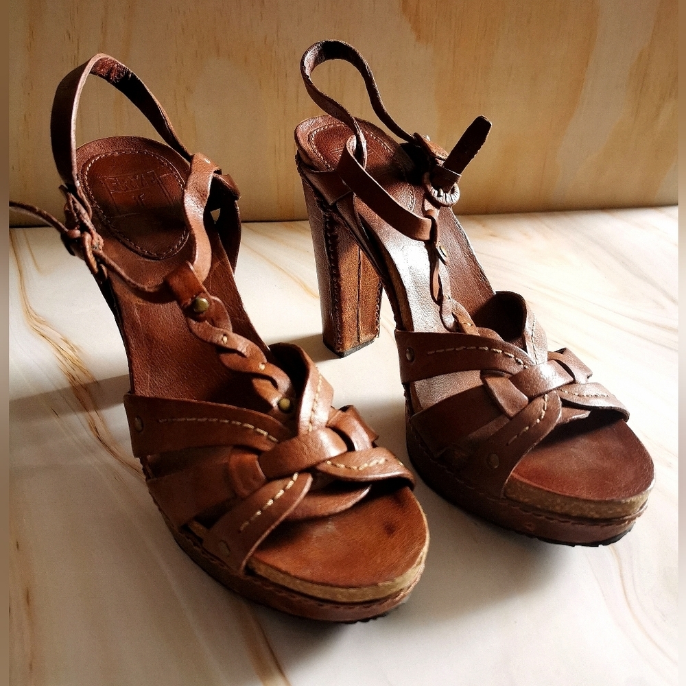 Frye Brown Leather Sandals size 8.5